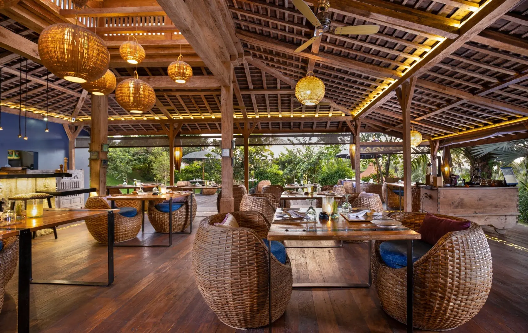 Local SEO Strategy for Increasing Restaurant Reservations in Seminyak