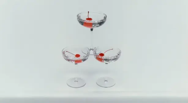 Tableware, Tekstil, dan Objek Dekoratif dalam Koleksi
